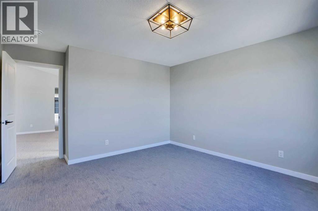 305 Lucas Place Nw, Calgary, Alberta  T3P 2E4 - Photo 24 - A2257129