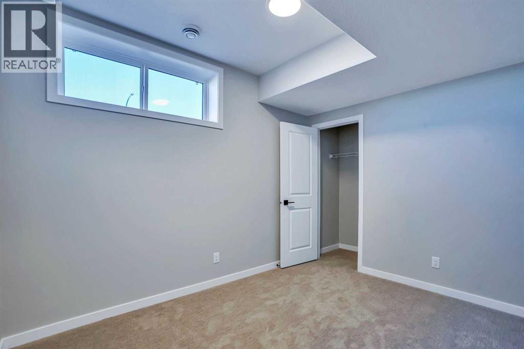305 Lucas Place Nw, Calgary, Alberta  T3P 2E4 - Photo 43 - A2257129