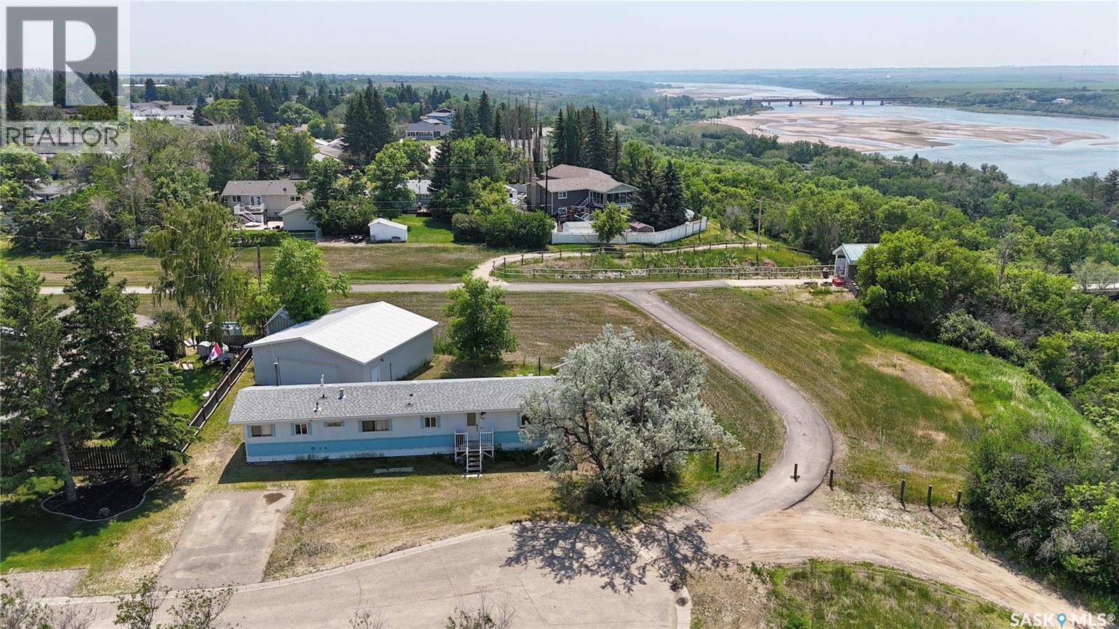 525 Park AVENUE, Outlook, Saskatchewan
