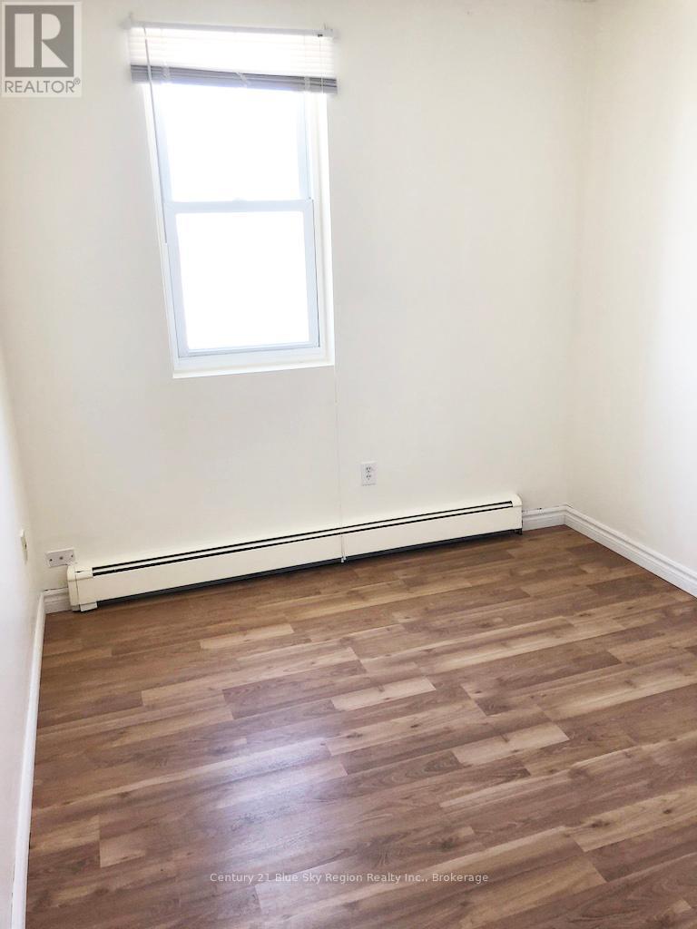 555 Main Street W, North Bay, Ontario  P1B 2V3 - Photo 20 - X12403832