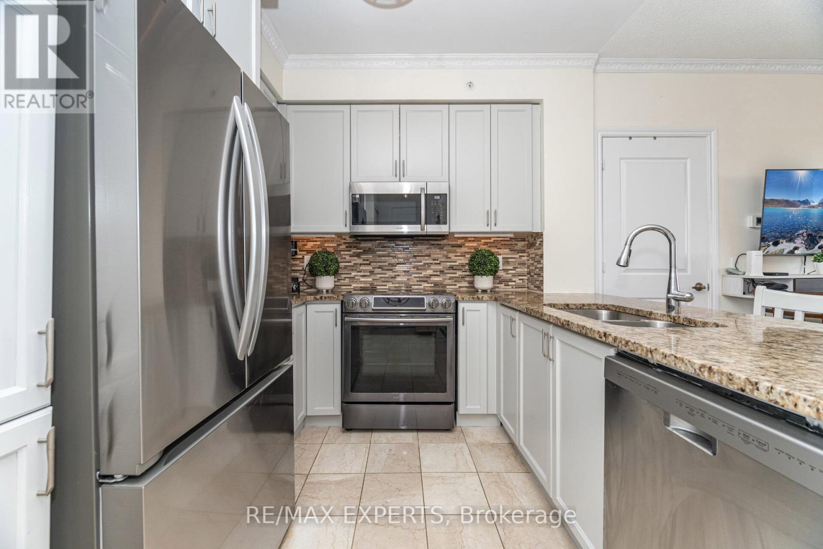 809 - 9255 Jane Street, Vaughan, Ontario  L6A 0K1 - Photo 9 - N12403466