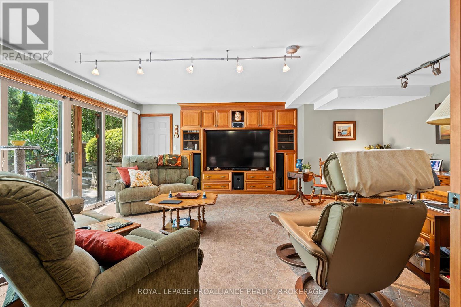 1827 Radage Road, Kingston, Ontario  K7P 2Y7 - Photo 45 - X12218395