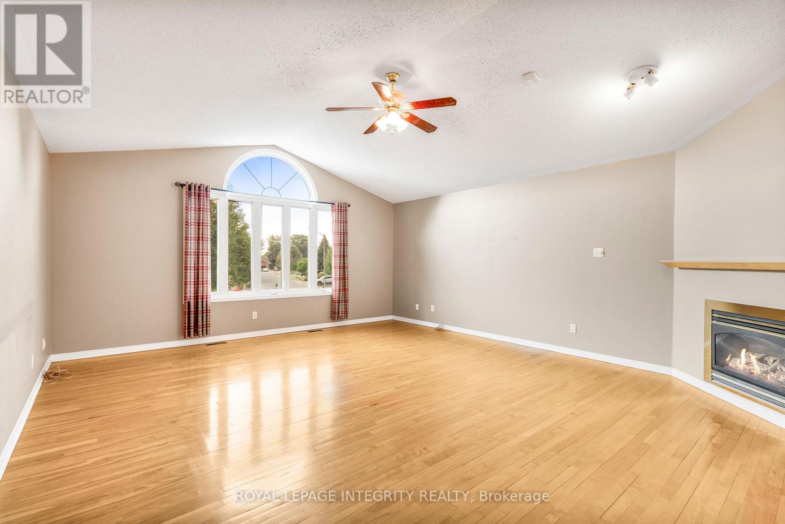 1659 Toulouse Crescent, Ottawa, Ontario  K1C 6K5 - Photo 16 - X12379619
