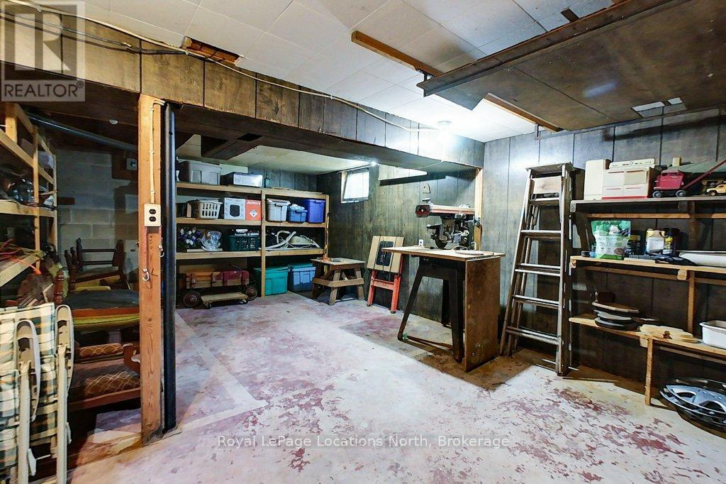 151 Gardiner Street, Meaford, Ontario  N4L 1X6 - Photo 24 - X12403824