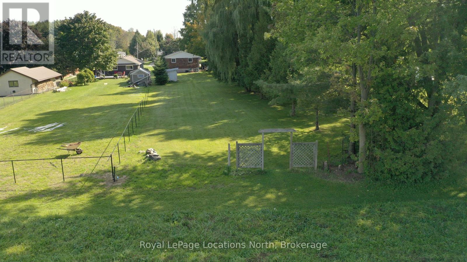 151 Gardiner Street, Meaford, Ontario  N4L 1X6 - Photo 34 - X12403824