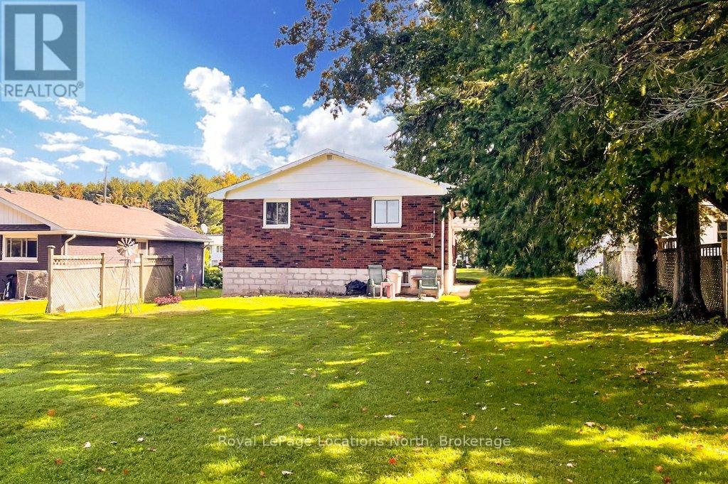 151 Gardiner Street, Meaford, Ontario  N4L 1X6 - Photo 6 - X12403824