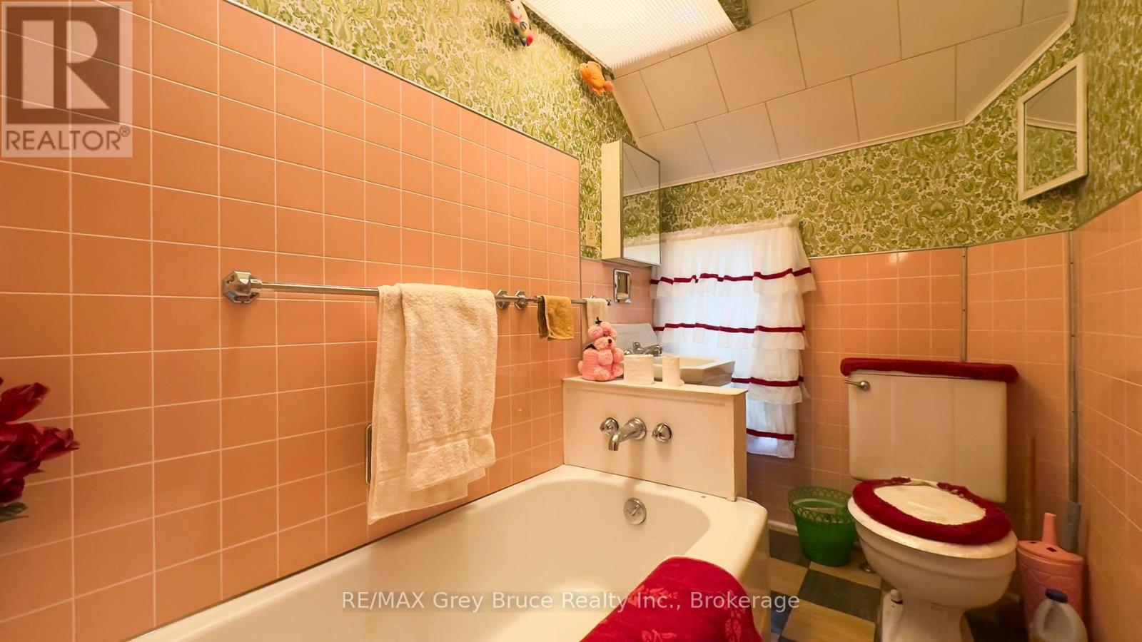 367 1st Avenue S, Arran-Elderslie, Ontario  N0G 1L0 - Photo 21 - X12403861