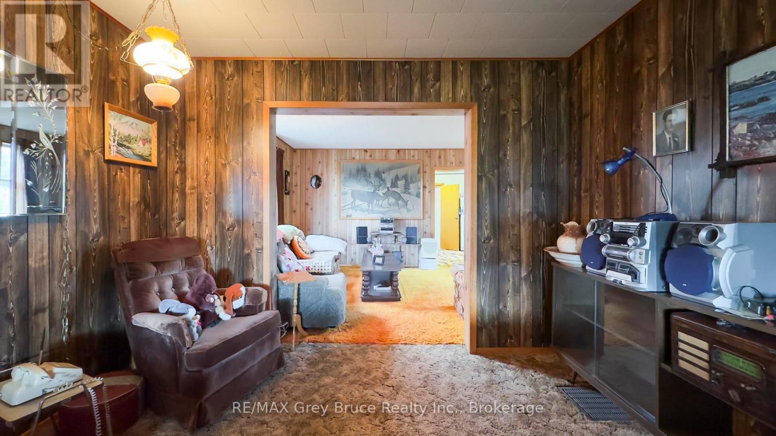 367 1st Avenue S, Arran-Elderslie, Ontario  N0G 1L0 - Photo 7 - X12403861