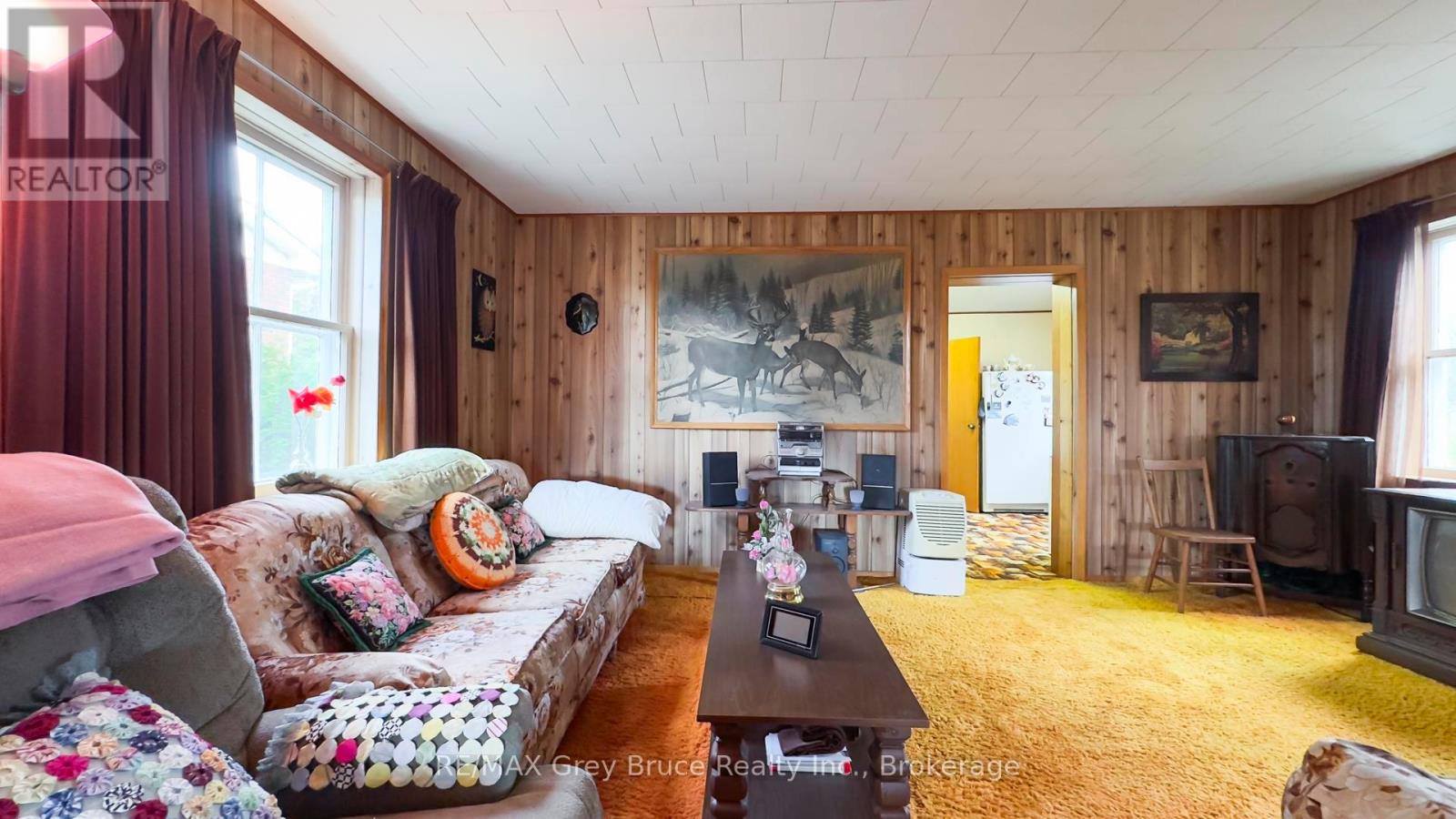 367 1st Avenue S, Arran-Elderslie, Ontario  N0G 1L0 - Photo 8 - X12403861