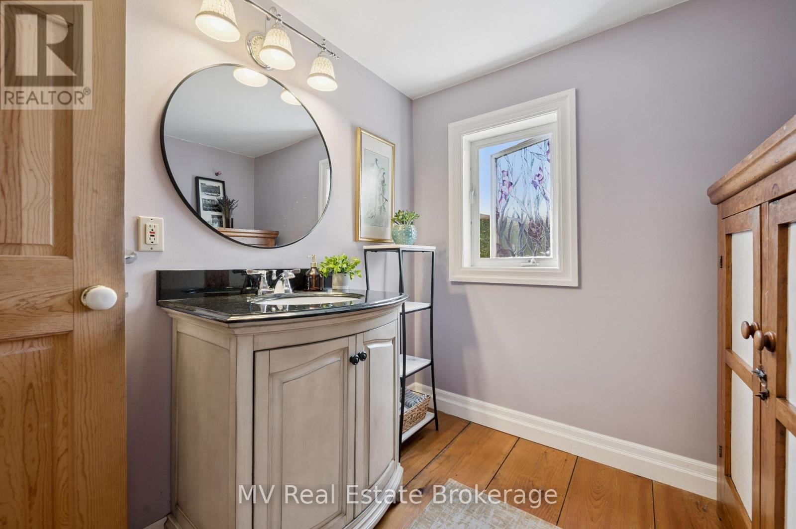 322 North Street, Centre Wellington (Elora/salem), Ontario  N0B 1S0 - Photo 20 - X12403880