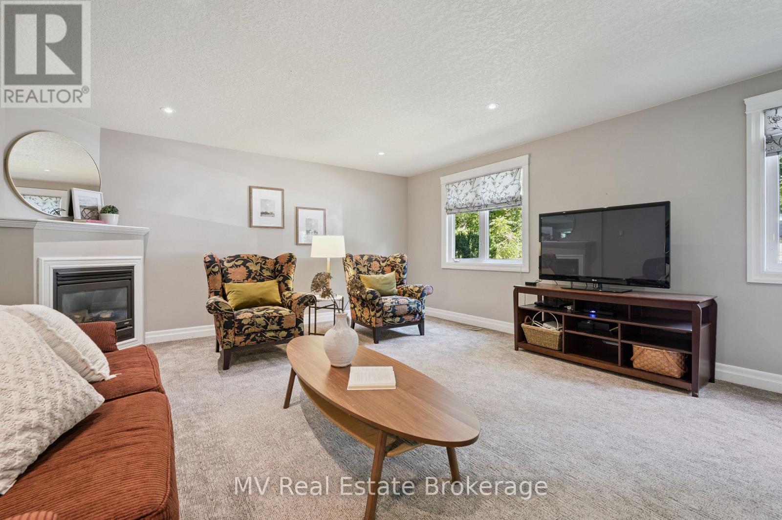 322 North Street, Centre Wellington (Elora/salem), Ontario  N0B 1S0 - Photo 22 - X12403880