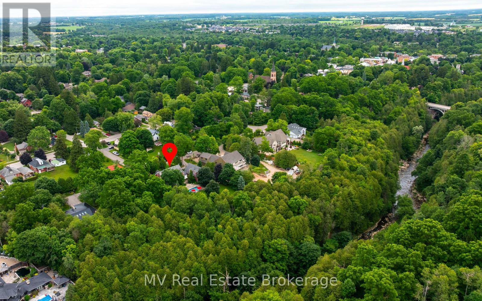 322 North Street, Centre Wellington (Elora/salem), Ontario  N0B 1S0 - Photo 3 - X12403880