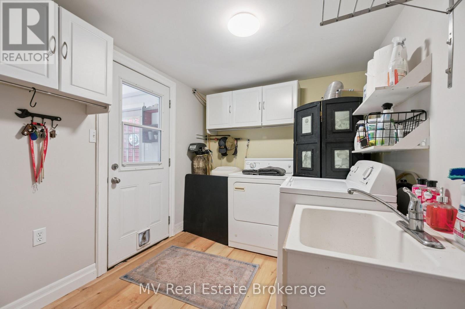 322 North Street, Centre Wellington (Elora/salem), Ontario  N0B 1S0 - Photo 38 - X12403880