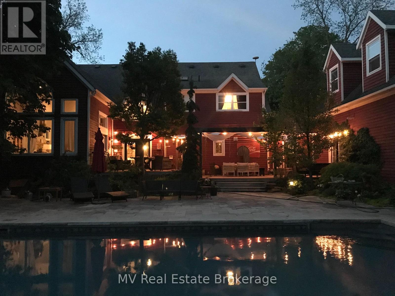 322 North Street, Centre Wellington (Elora/salem), Ontario  N0B 1S0 - Photo 4 - X12403880