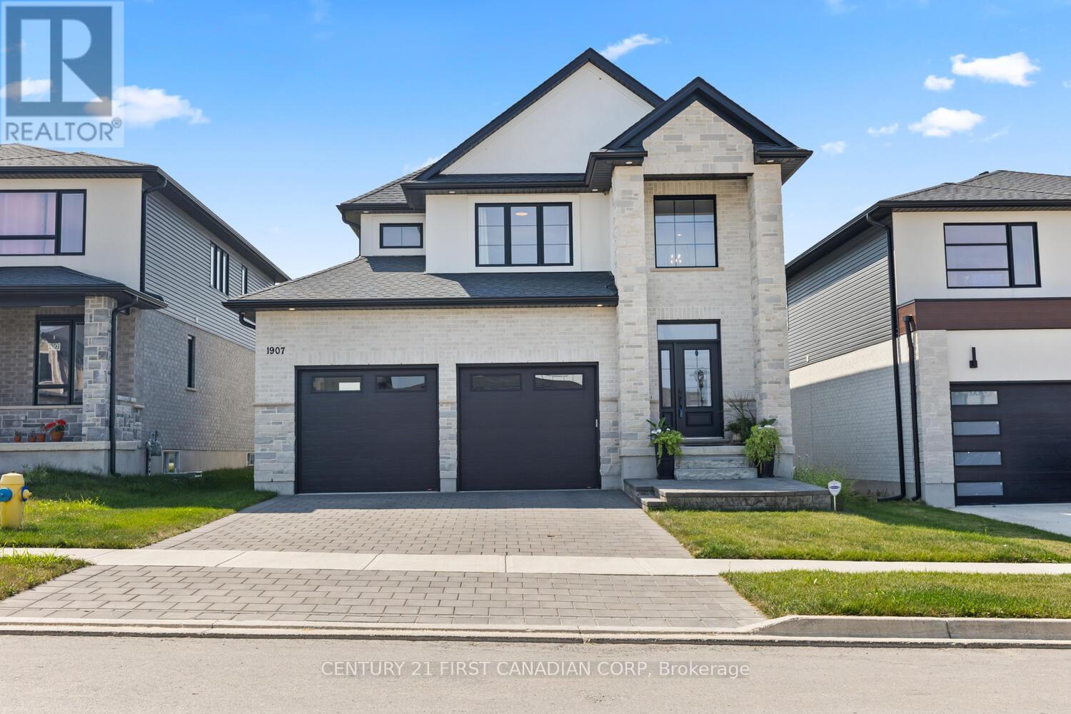 1907 FOUNTAIN GRASS DRIVE, London South, Ontario