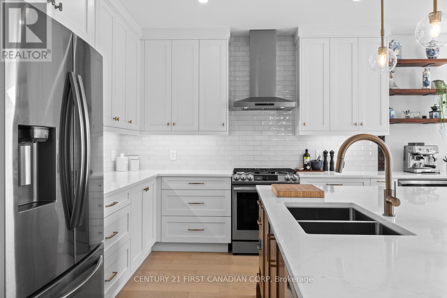 1907 Fountain Grass Drive, London South, Ontario  N6K 0M2 - Photo 20 - X12403871