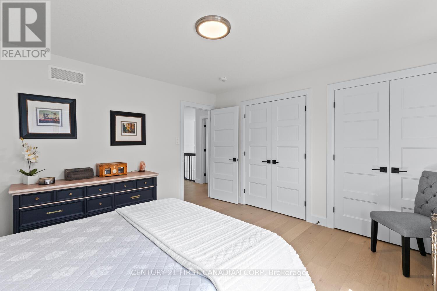 1907 Fountain Grass Drive, London South, Ontario  N6K 0M2 - Photo 32 - X12403871