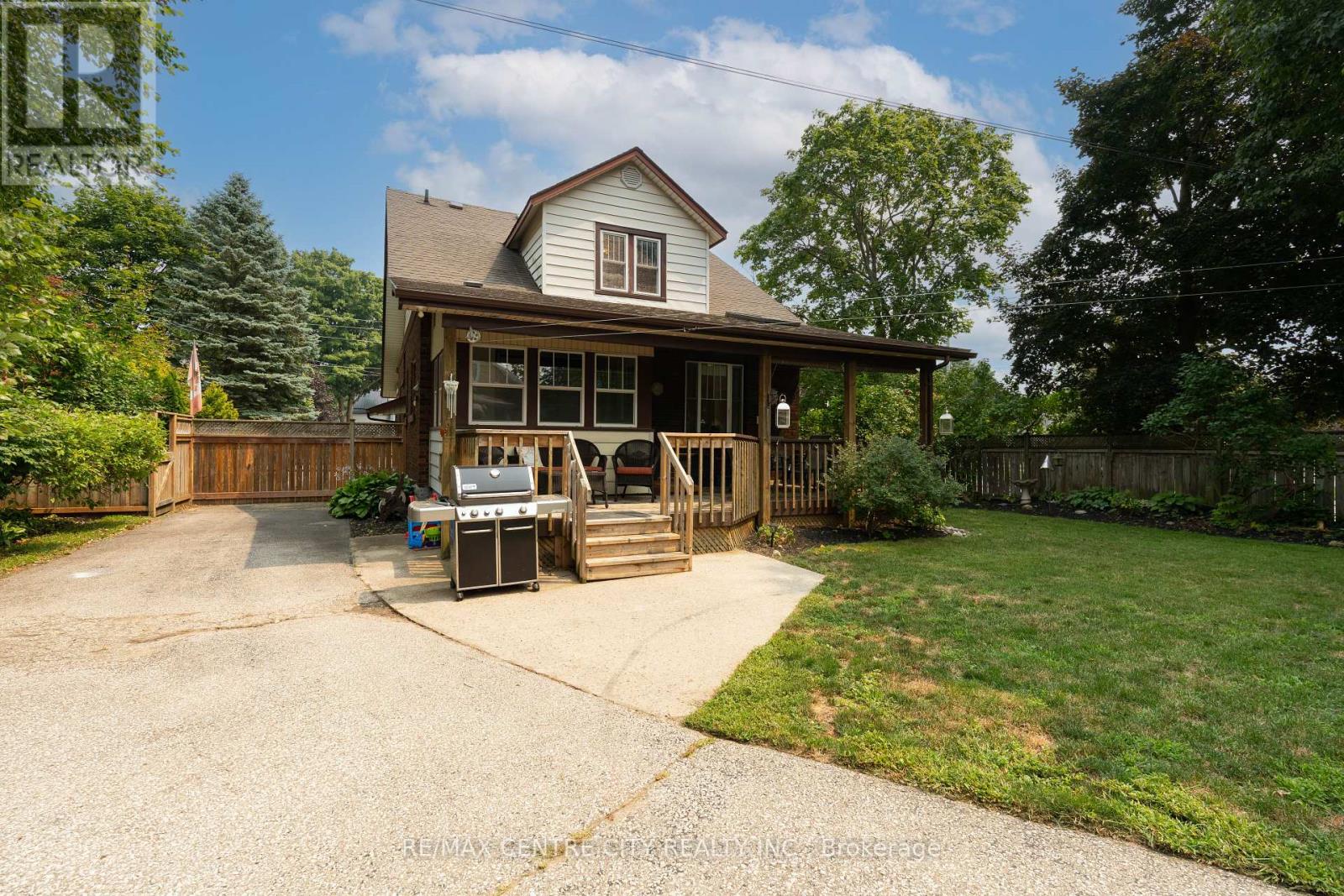 182 John Street S, Aylmer, Ontario  N5H 2C5 - Photo 43 - X12403876