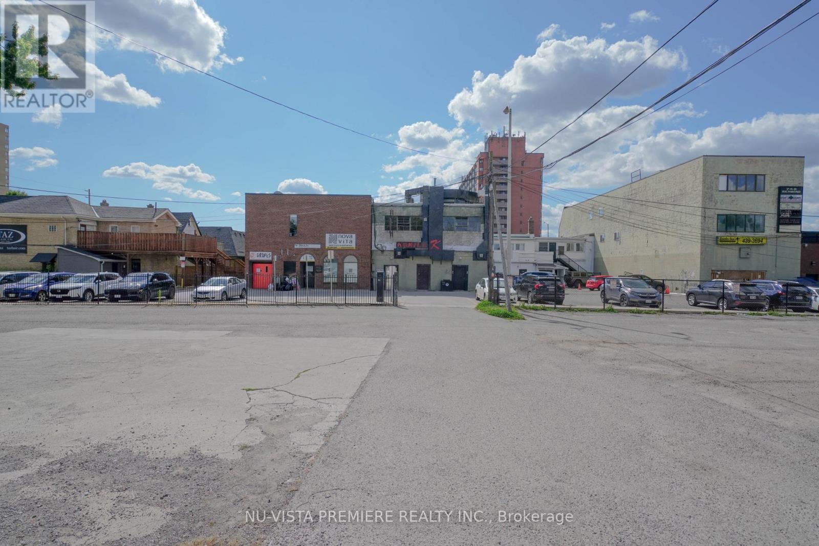 2 - 742 Richmond Street, London East, Ontario  N6A 3H3 - Photo 8 - X12403906