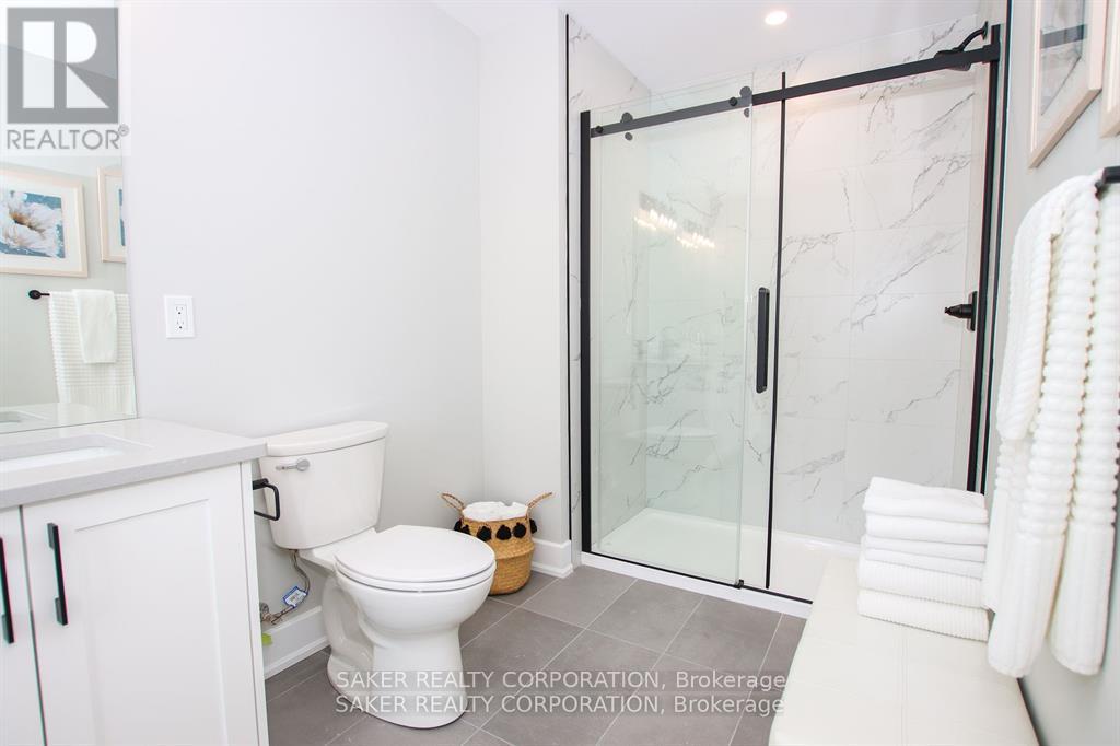 581 Regent Street, Strathroy-Caradoc, Ontario  N0L 1W0 - Photo 23 - X12403979
