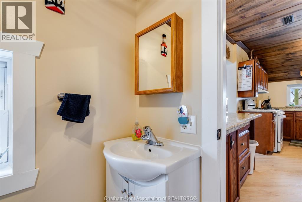 1040 Kerr Avenue, Erieau, Ontario  N0P 1N0 - Photo 16 - 25022992