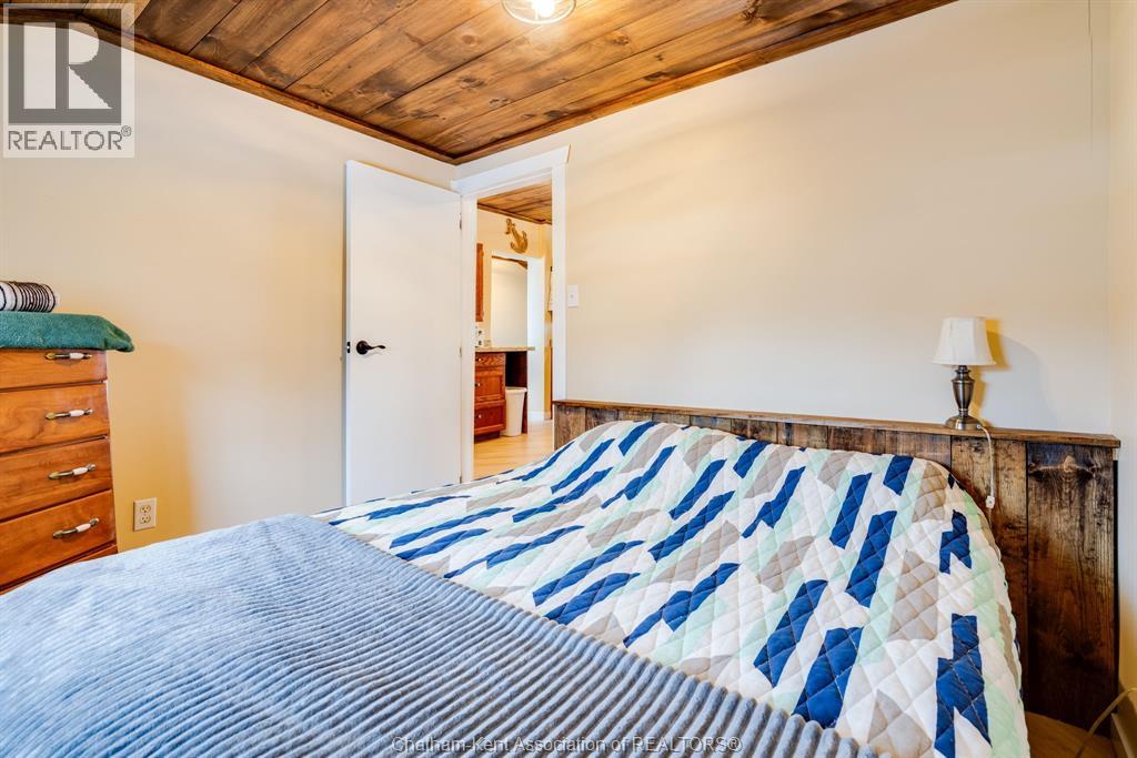 1040 Kerr Avenue, Erieau, Ontario  N0P 1N0 - Photo 18 - 25022992