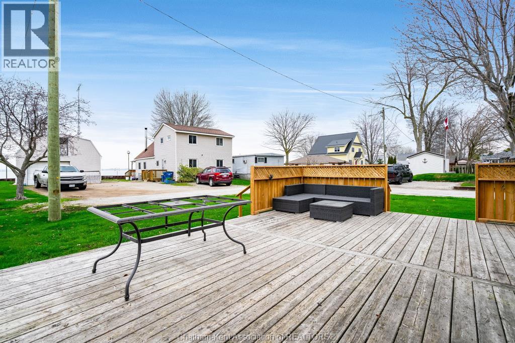 1040 Kerr Avenue, Erieau, Ontario  N0P 1N0 - Photo 33 - 25022992