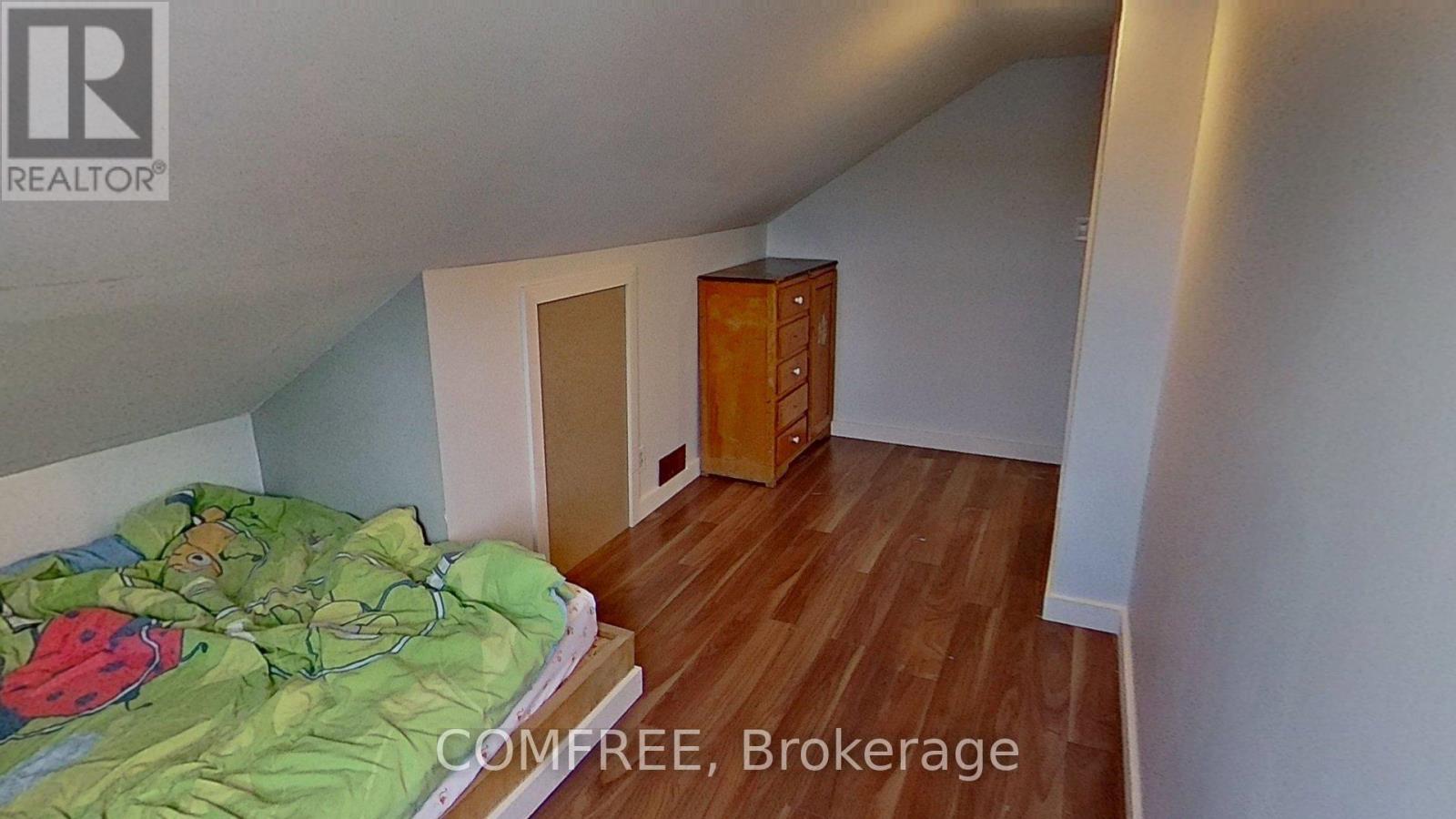 155 Main Street, Southwest Middlesex (Glencoe), Ontario  N0L 1M0 - Photo 18 - X12403938