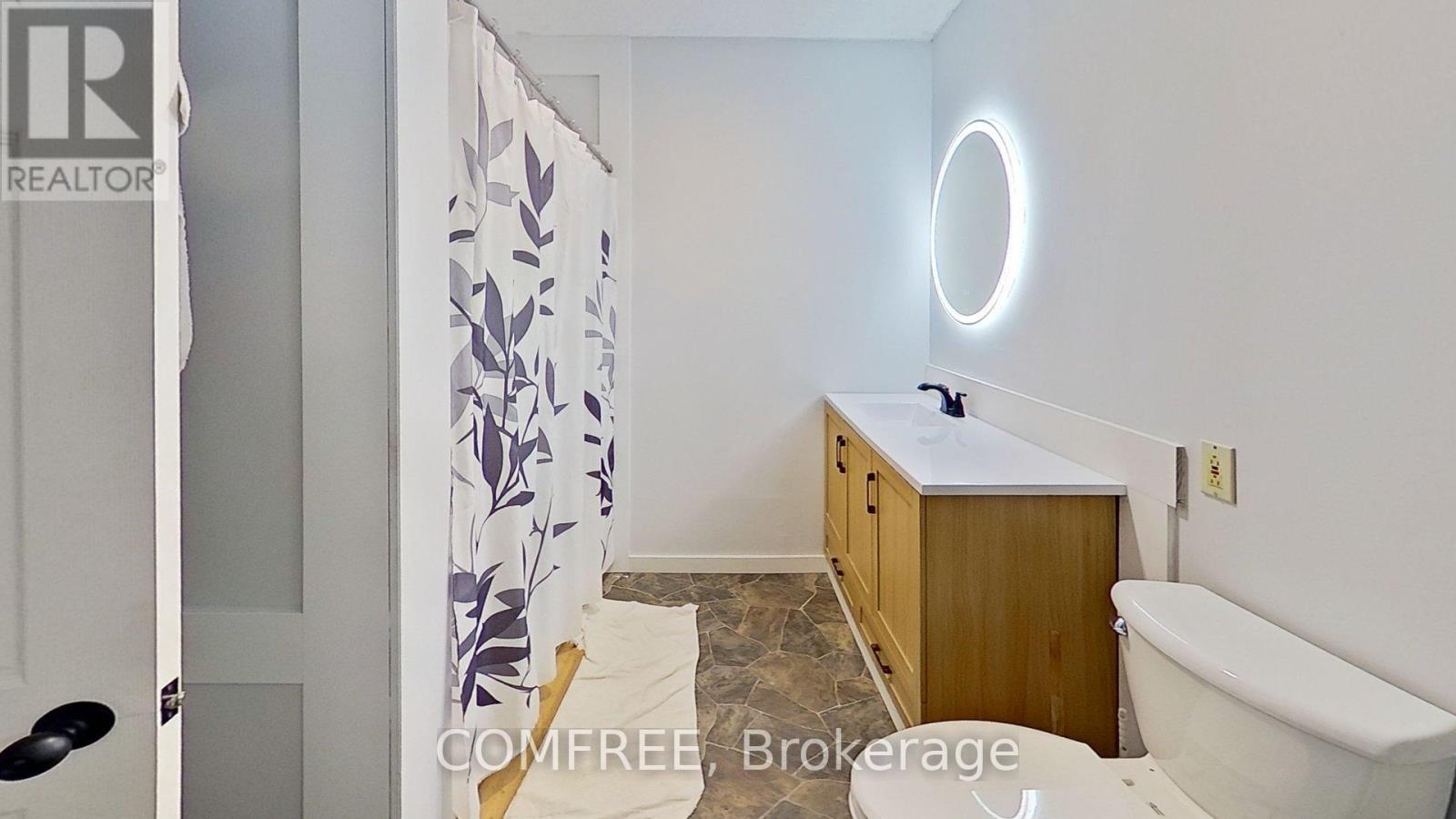 155 Main Street, Southwest Middlesex (Glencoe), Ontario  N0L 1M0 - Photo 27 - X12403938