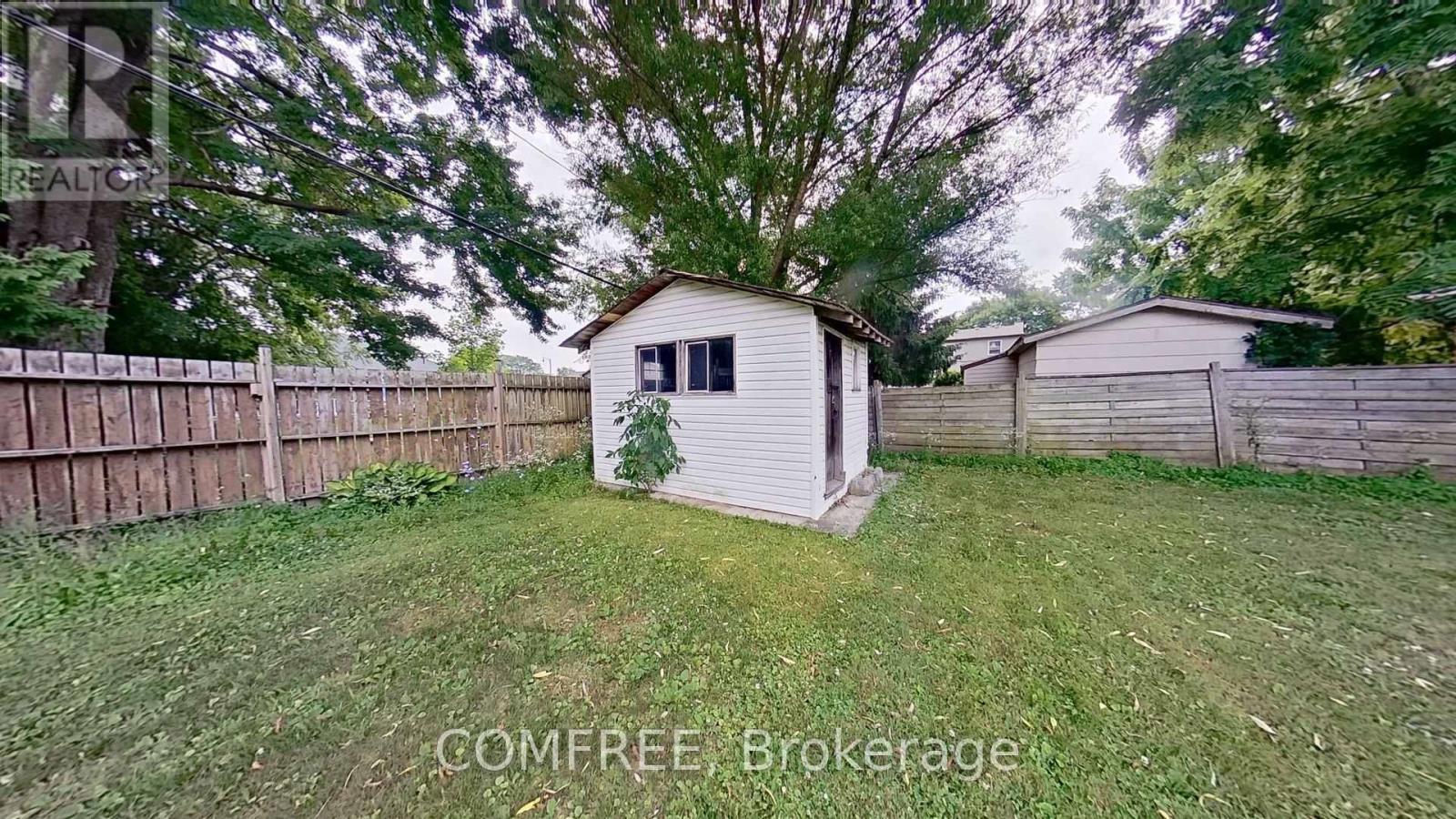 155 Main Street, Southwest Middlesex (Glencoe), Ontario  N0L 1M0 - Photo 4 - X12403938