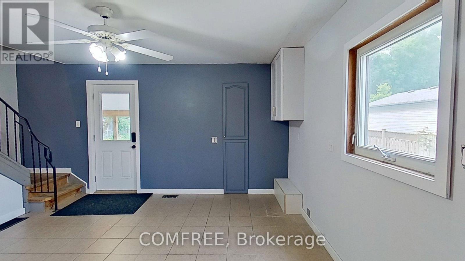 155 Main Street, Southwest Middlesex (Glencoe), Ontario  N0L 1M0 - Photo 6 - X12403938