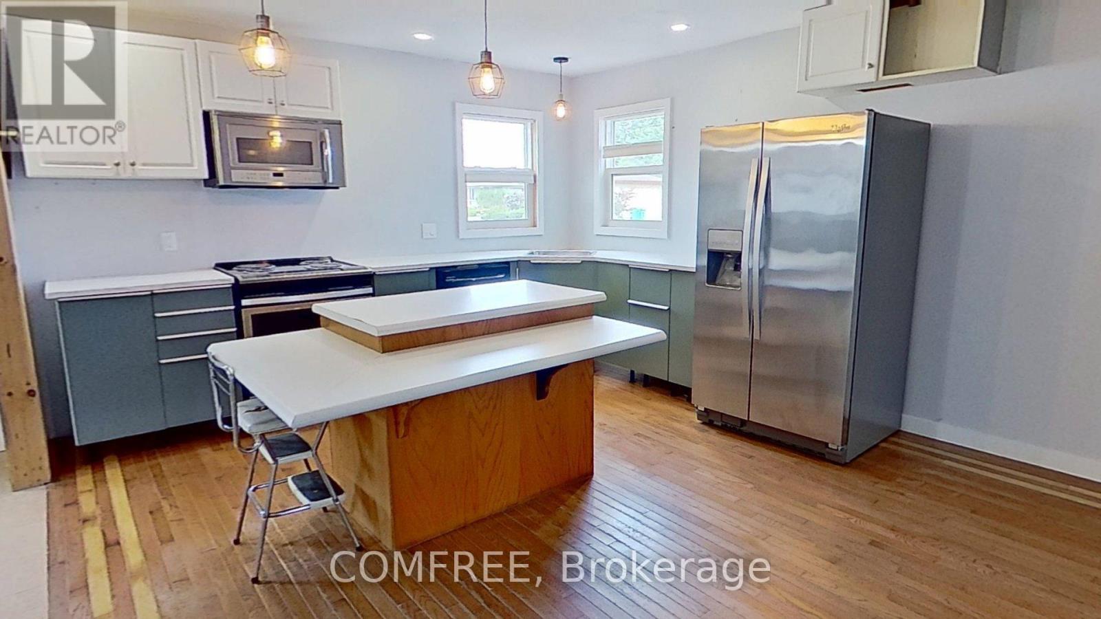155 Main Street, Southwest Middlesex (Glencoe), Ontario  N0L 1M0 - Photo 8 - X12403938