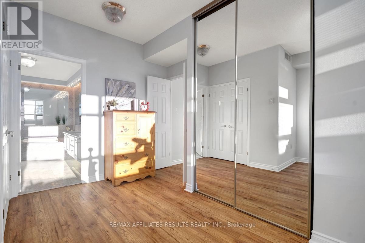 1906 - 1480 Riverside Drive, Ottawa, Ontario  K1G 5H2 - Photo 20 - X12403960