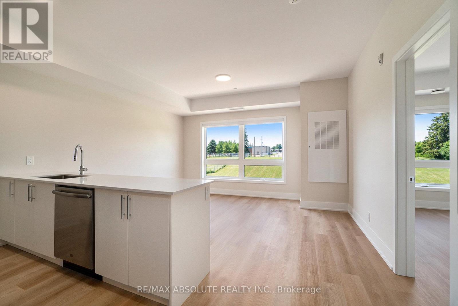 210 - 12 Thomas Street S, Arnprior, Ontario  K7S 2J1 - Photo 17 - X12403999