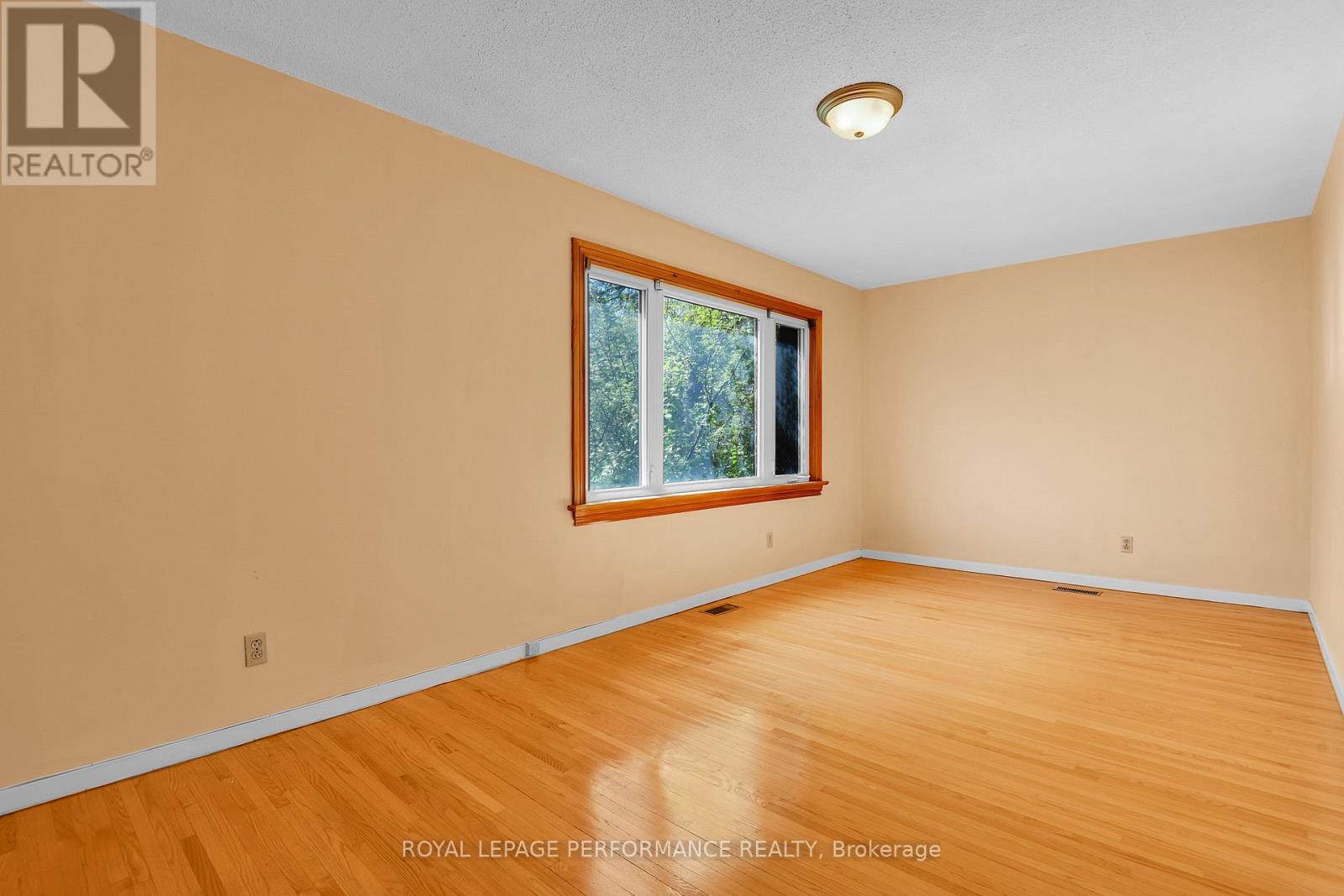 59 Leacock Drive, Ottawa, Ontario  K2K 1S4 - Photo 24 - X12404007