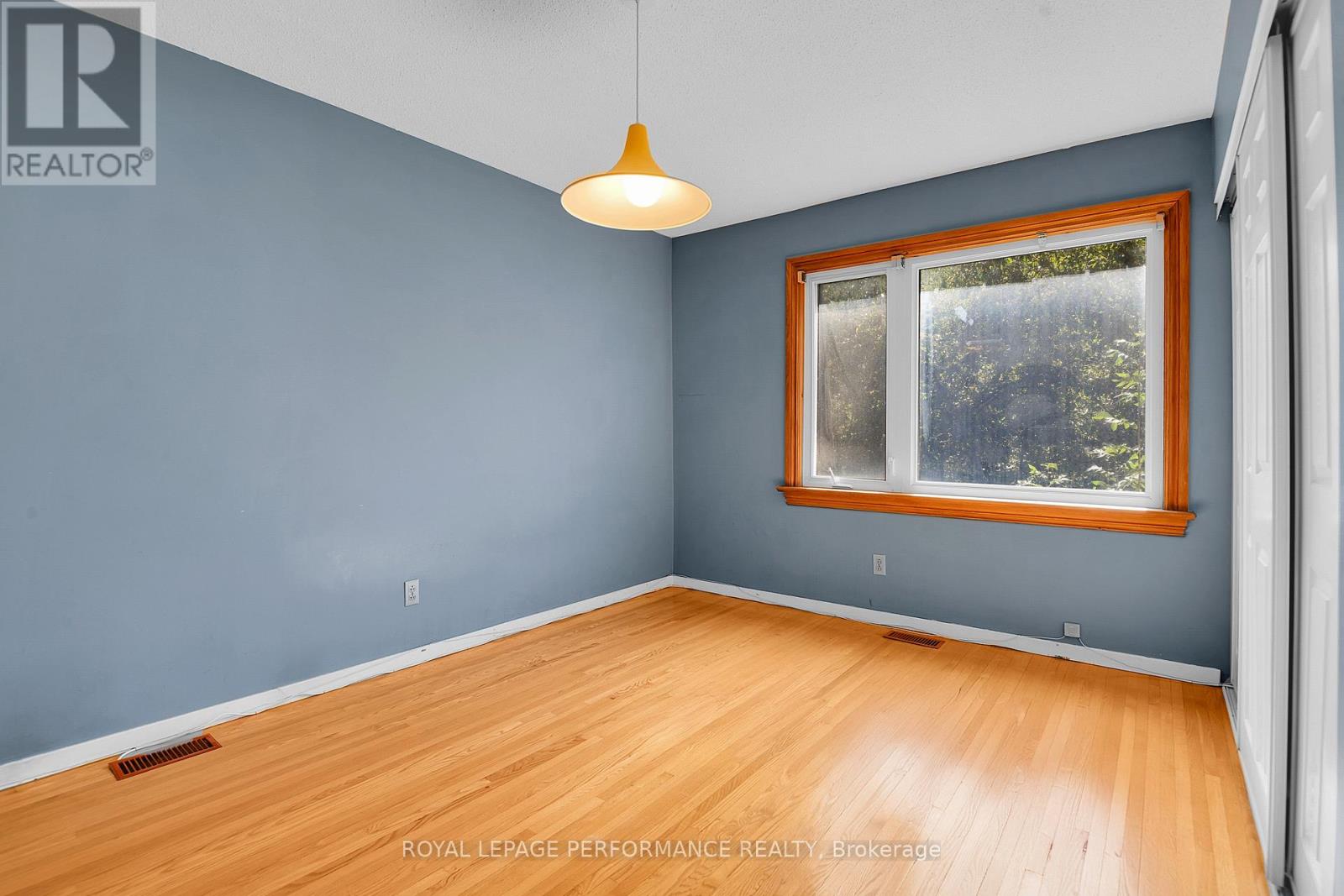 59 Leacock Drive, Ottawa, Ontario  K2K 1S4 - Photo 25 - X12404007