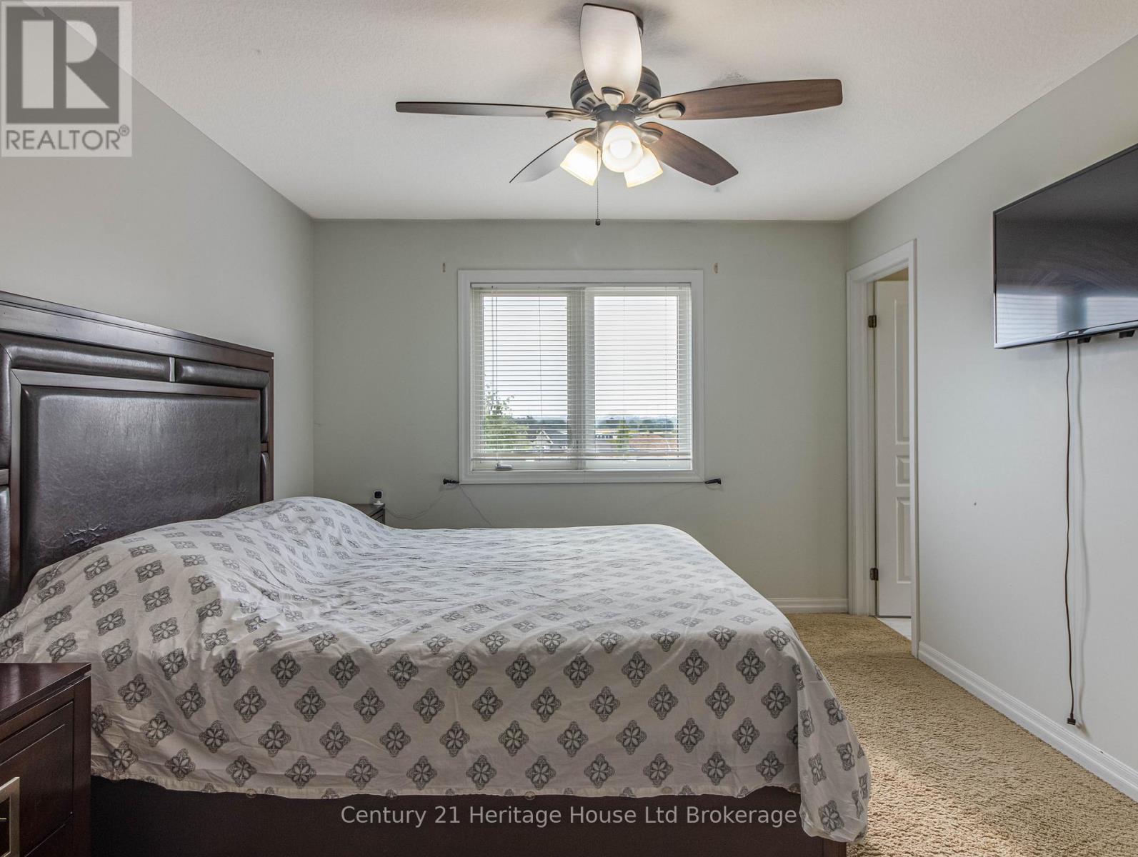702 Frontenac Crescent, Woodstock, Ontario  N4V 0B1 - Photo 20 - X12403812