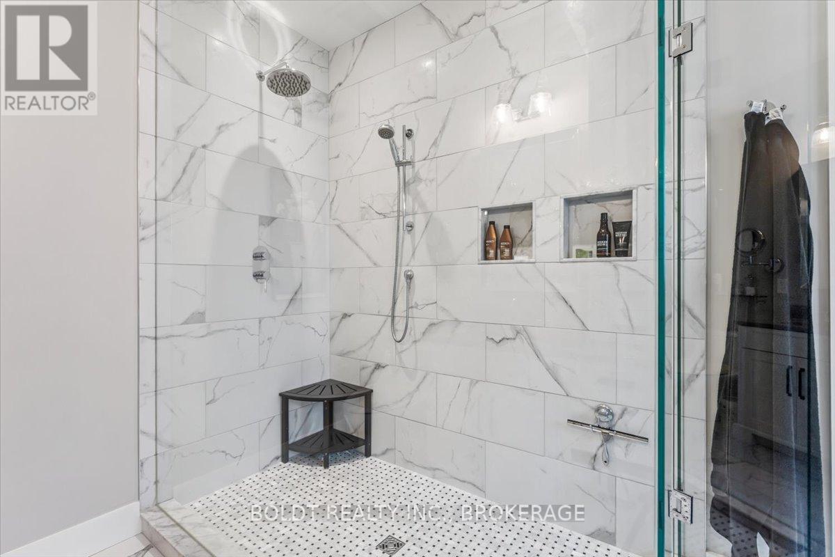 36 Philmori Boulevard, Pelham, Ontario  L0S 1E5 - Photo 29 - X12403859