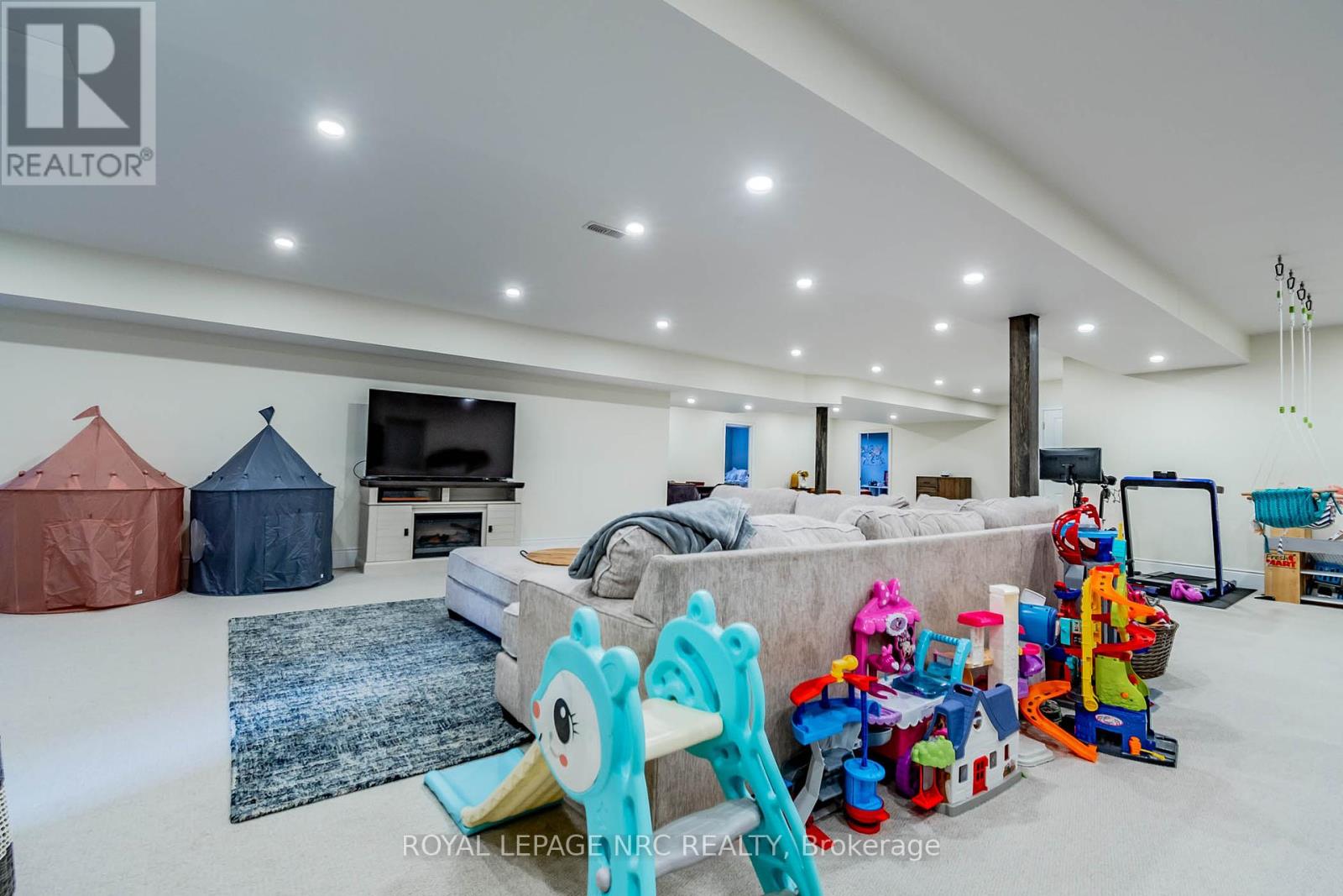 856 Lorraine Road, Port Colborne (Sherkston), Ontario  L3K 5V5 - Photo 25 - X12403877