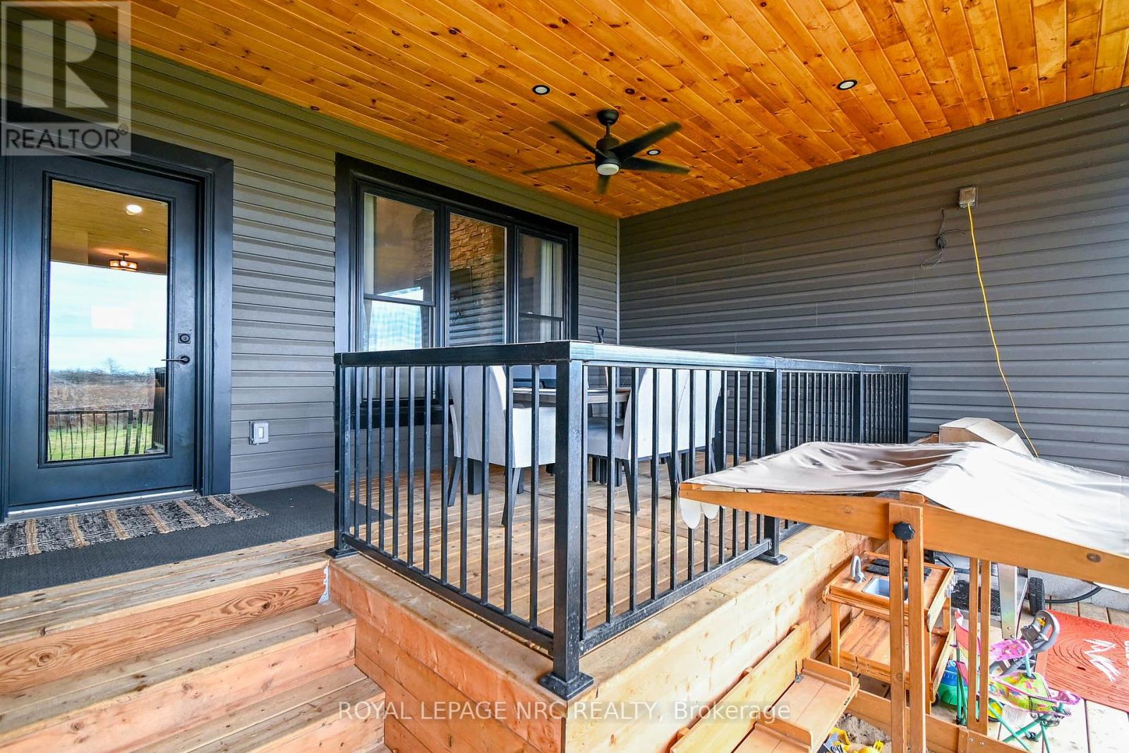 856 Lorraine Road, Port Colborne, Ontario  L3K 5V5 - Photo 34 - X12403877