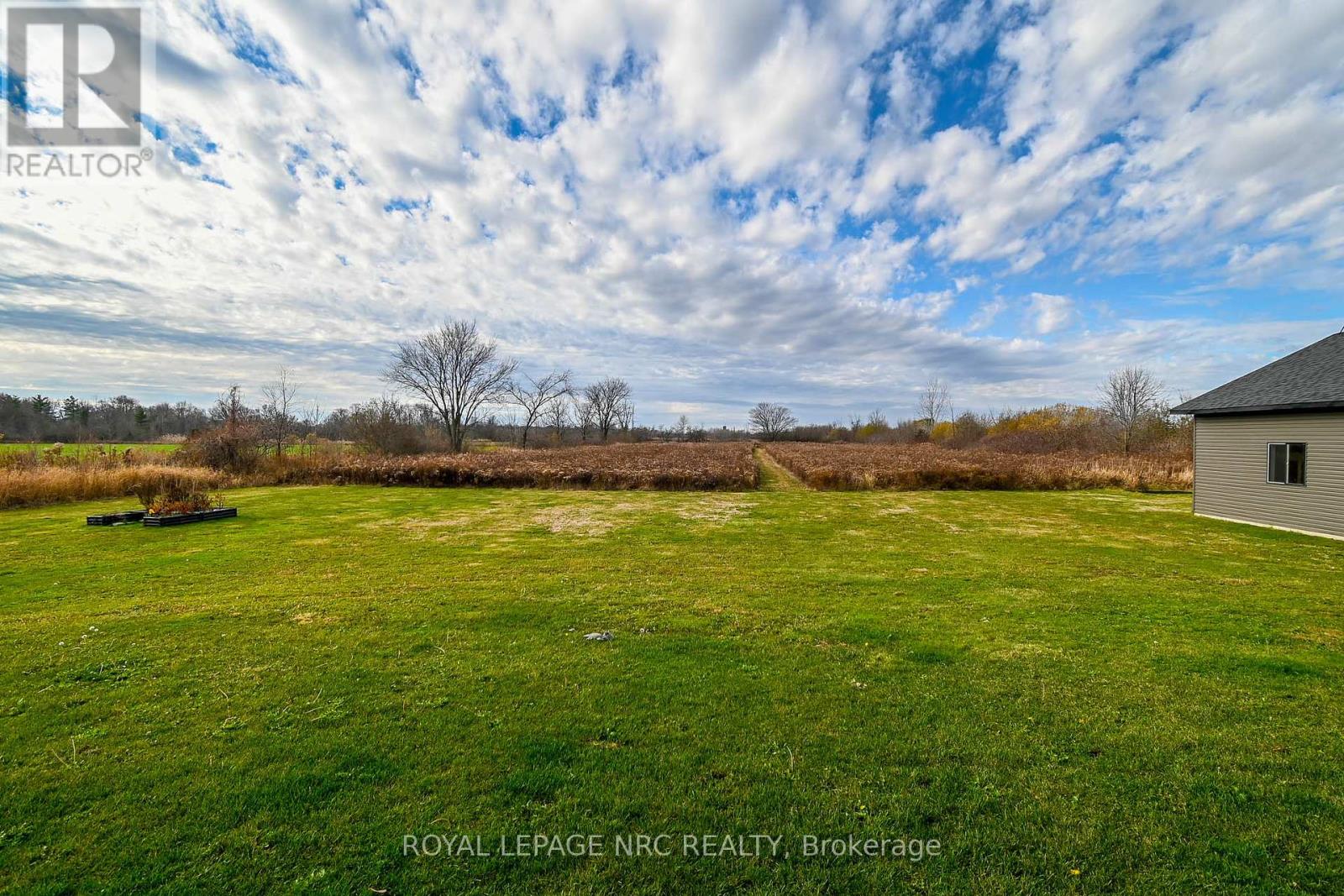 856 Lorraine Road, Port Colborne, Ontario  L3K 5V5 - Photo 43 - X12403877