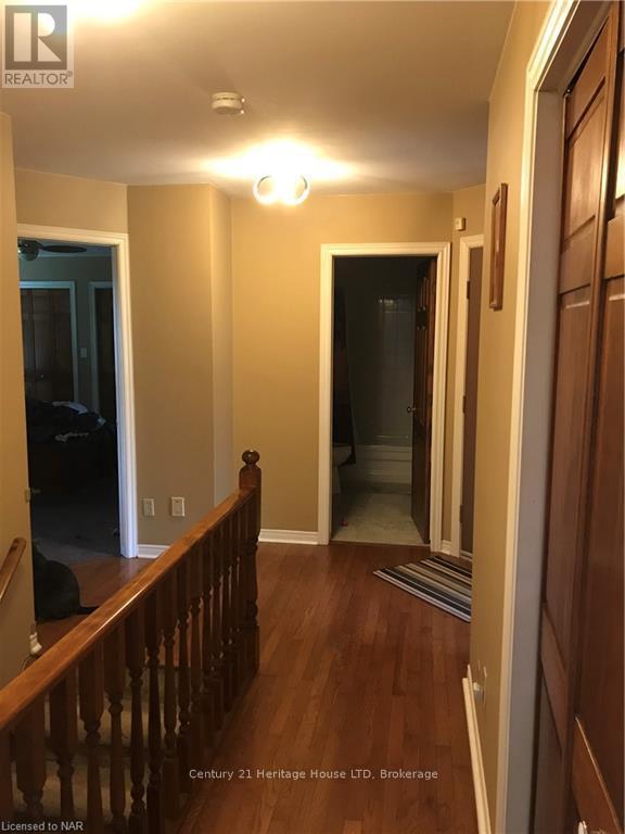 1193 Pettit Road, Fort Erie, Ontario  L2A 5A4 - Photo 14 - X12403947