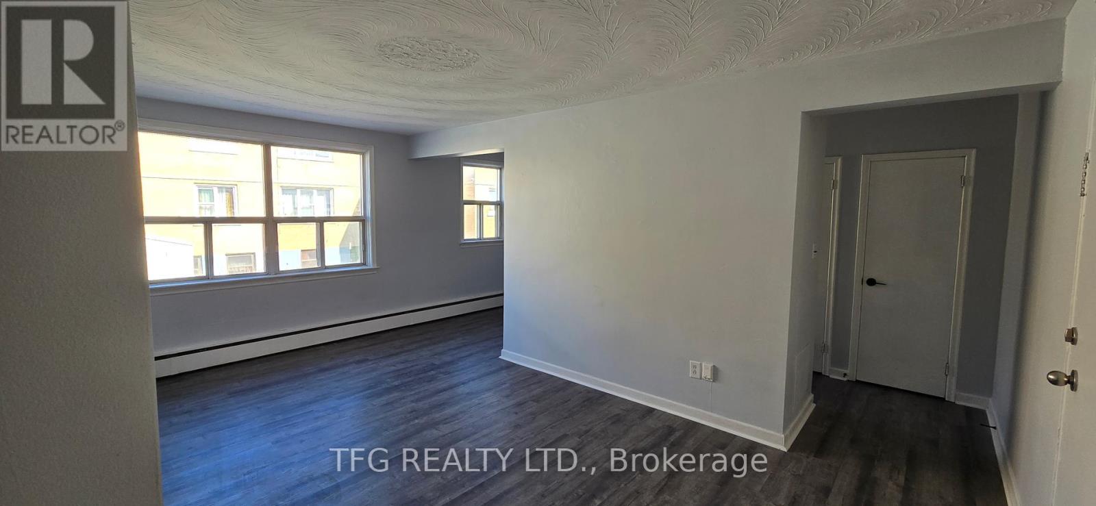 8 - 300 Montrave Avenue, Oshawa, Ontario  L1J 4S2 - Photo 5 - E12403962