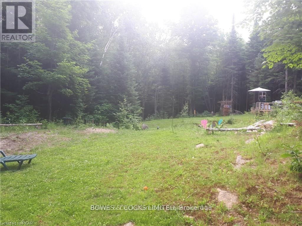 1326 Musclow Greenview, Hastings Highlands, Ontario  K0L 1C0 - Photo 7 - X12403850