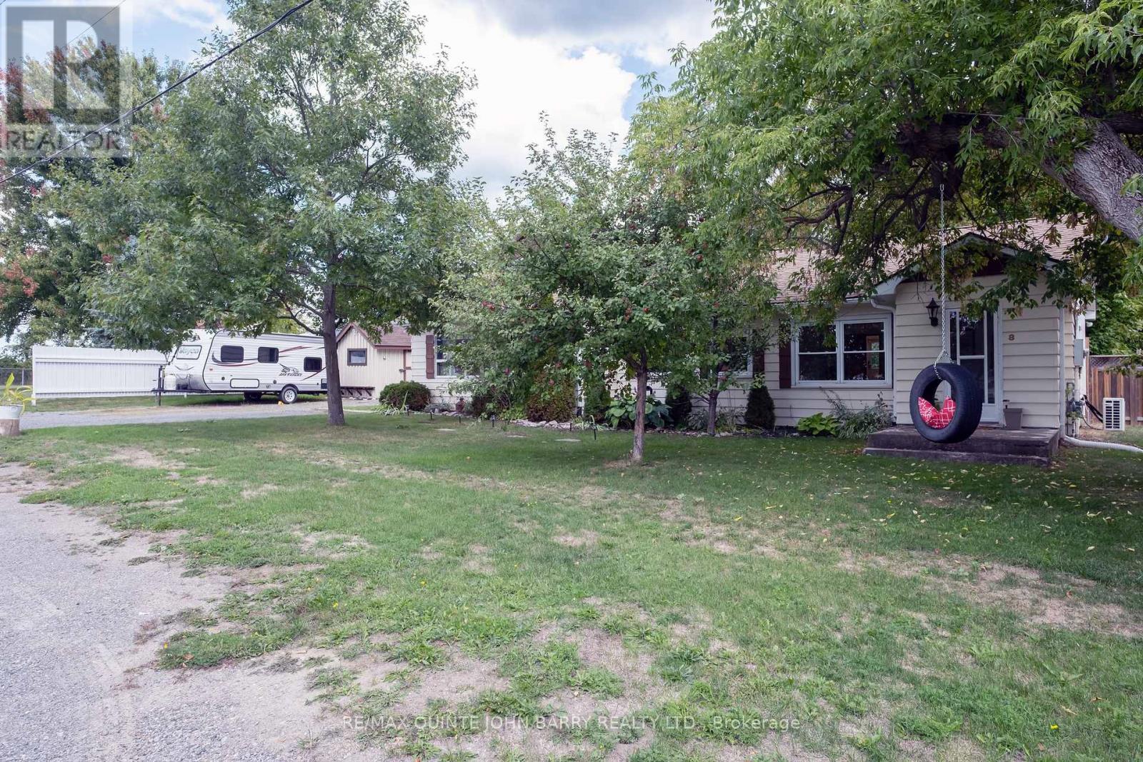 8 North Maloney Street, Marmora And Lake (Marmora Ward), Ontario  K0K 2M0 - Photo 4 - X12403889