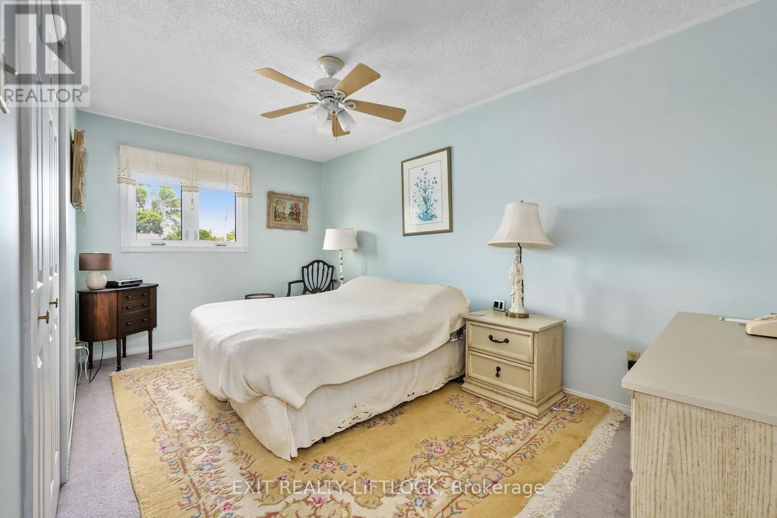 12 Victoria Avenue, Smith-Ennismore-Lakefield (Lakefield), Ontario  K0L 2H0 - Photo 18 - X12403946