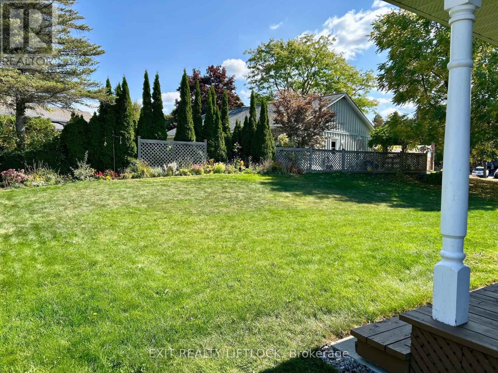 12 Victoria Avenue, Smith-Ennismore-Lakefield (Lakefield), Ontario  K0L 2H0 - Photo 25 - X12403946