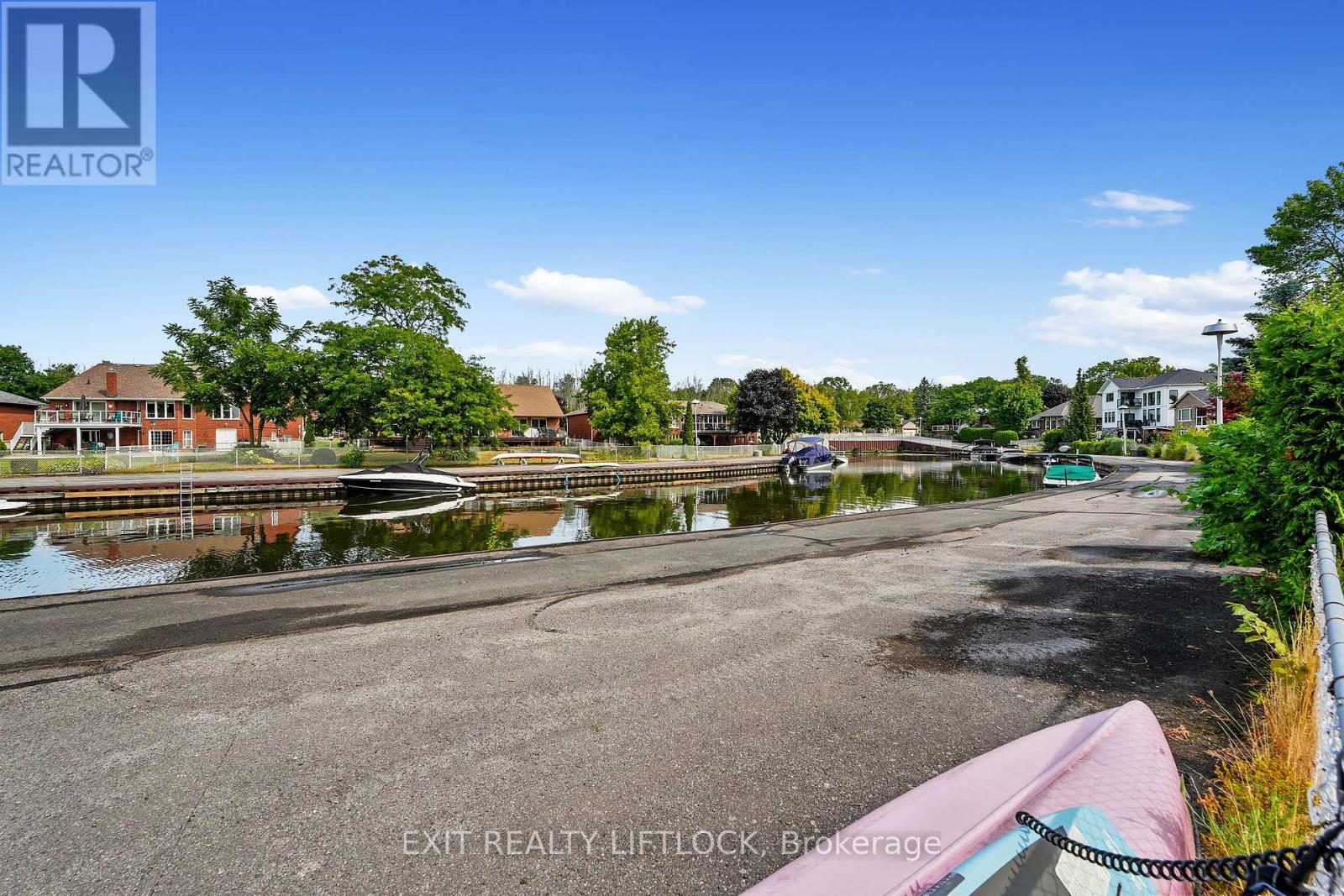 12 Victoria Avenue, Smith-Ennismore-Lakefield (Lakefield), Ontario  K0L 2H0 - Photo 29 - X12403946