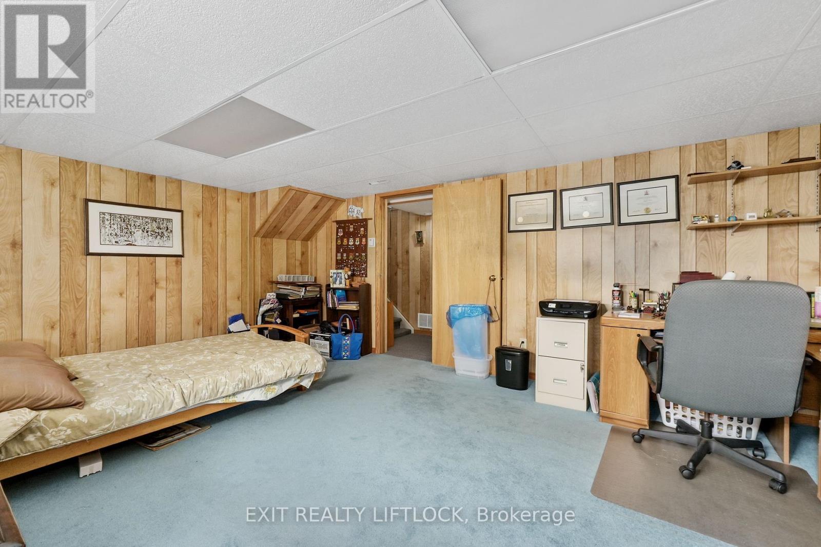 12 Victoria Avenue, Smith-Ennismore-Lakefield, Ontario  K0L 2H0 - Photo 33 - X12403946