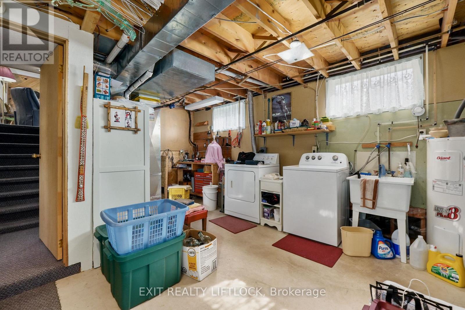 12 Victoria Avenue, Smith-Ennismore-Lakefield, Ontario  K0L 2H0 - Photo 35 - X12403946